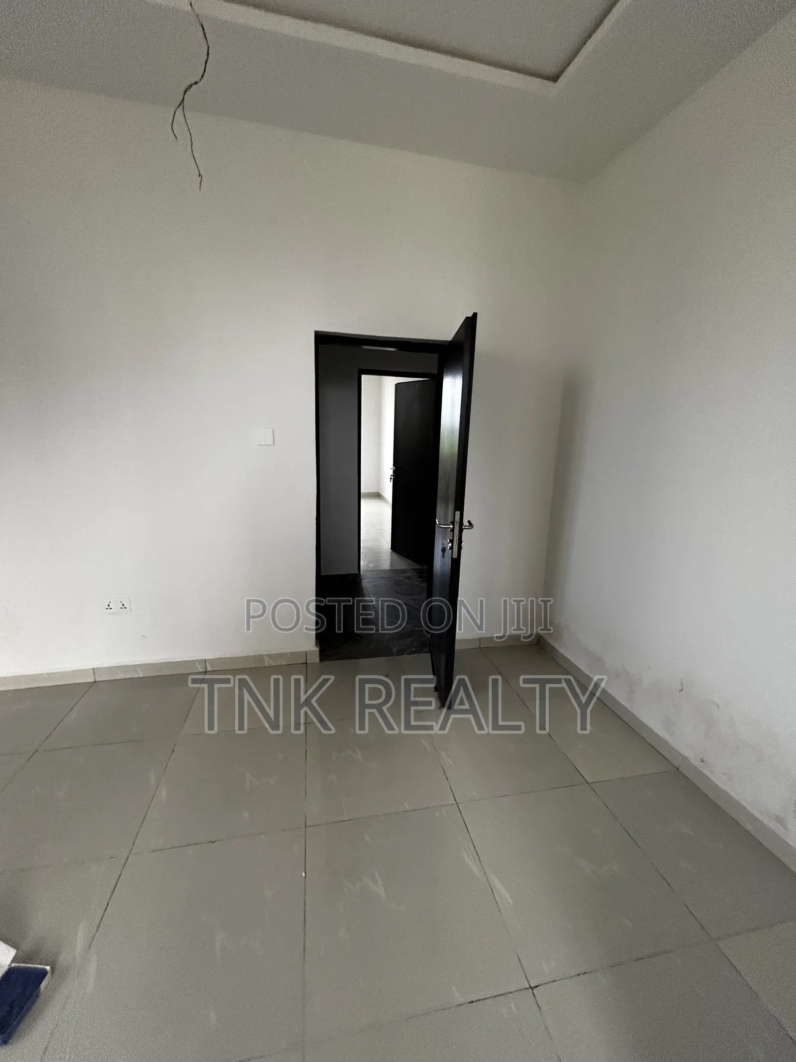 5bedroom Office Space for Rent in Kado