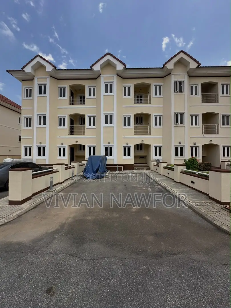 4bdrm Townhouse/Terrace in Life Camp for sale in Life Camp