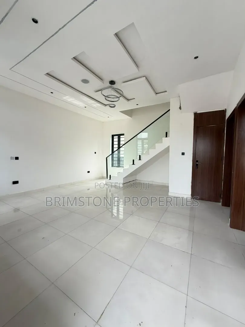 Furnished 3bdrm Duplex in VGC / Ajah for sale in VGC / Ajah