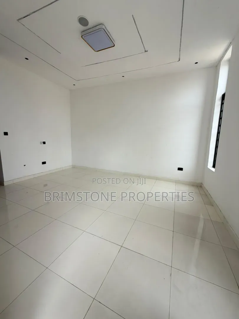 Furnished 3bdrm Duplex in VGC / Ajah for sale in VGC / Ajah