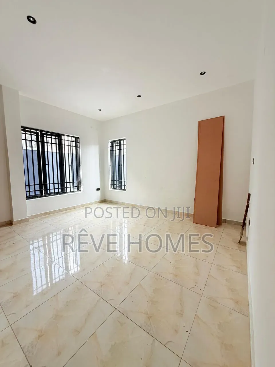 4bdrm Duplex in Isheri North for sale in Isheri North