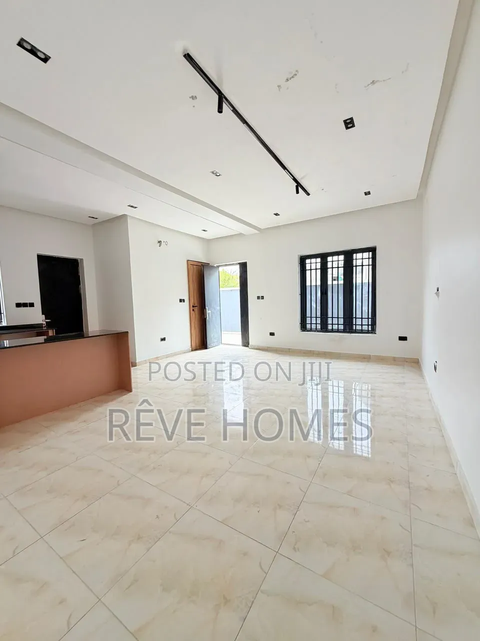 4bdrm Duplex in Isheri North for sale in Isheri North