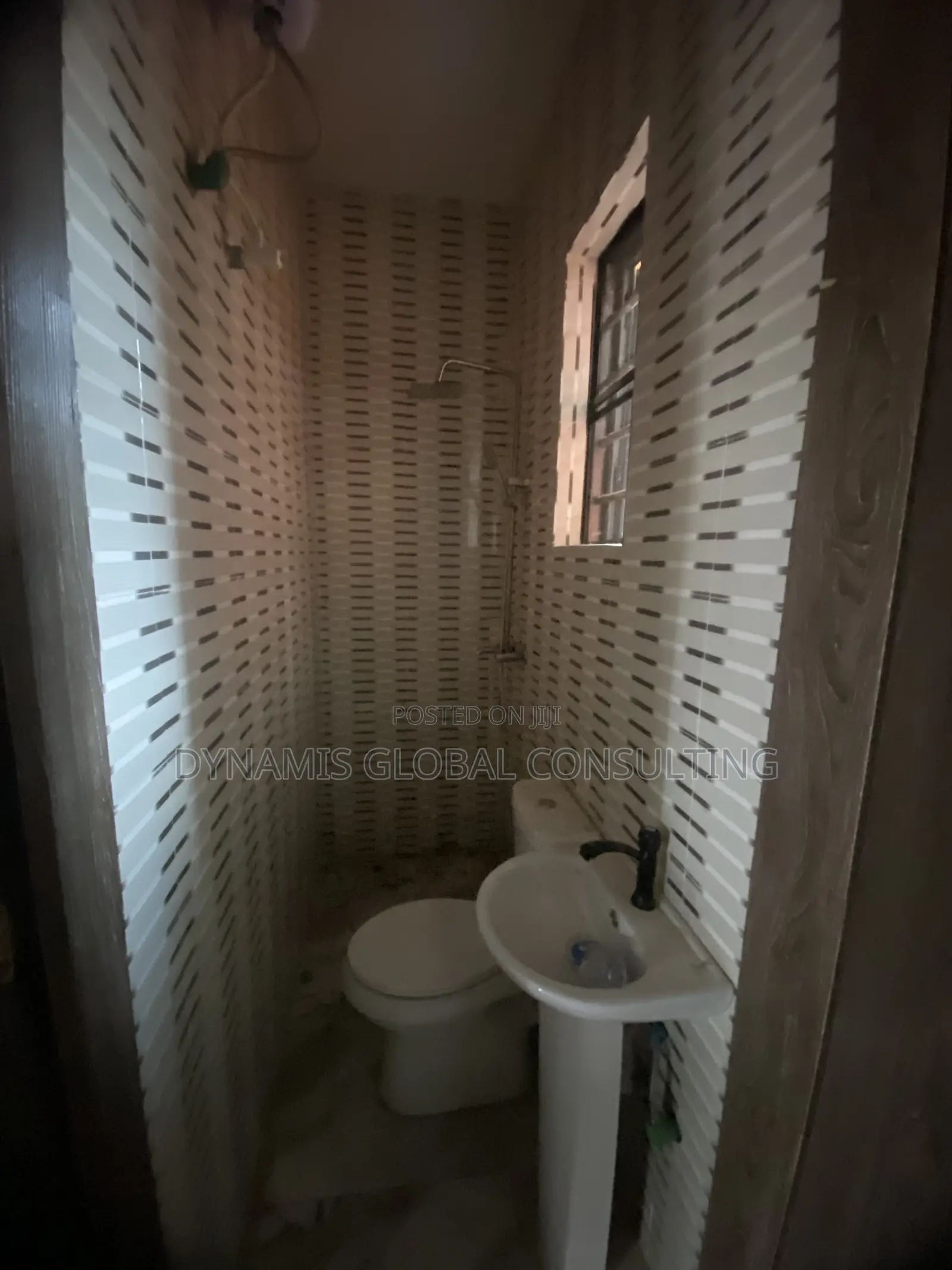 Furnished 4bdrm Duplex in Omole Phase 2 for sale in Omole Phase 2