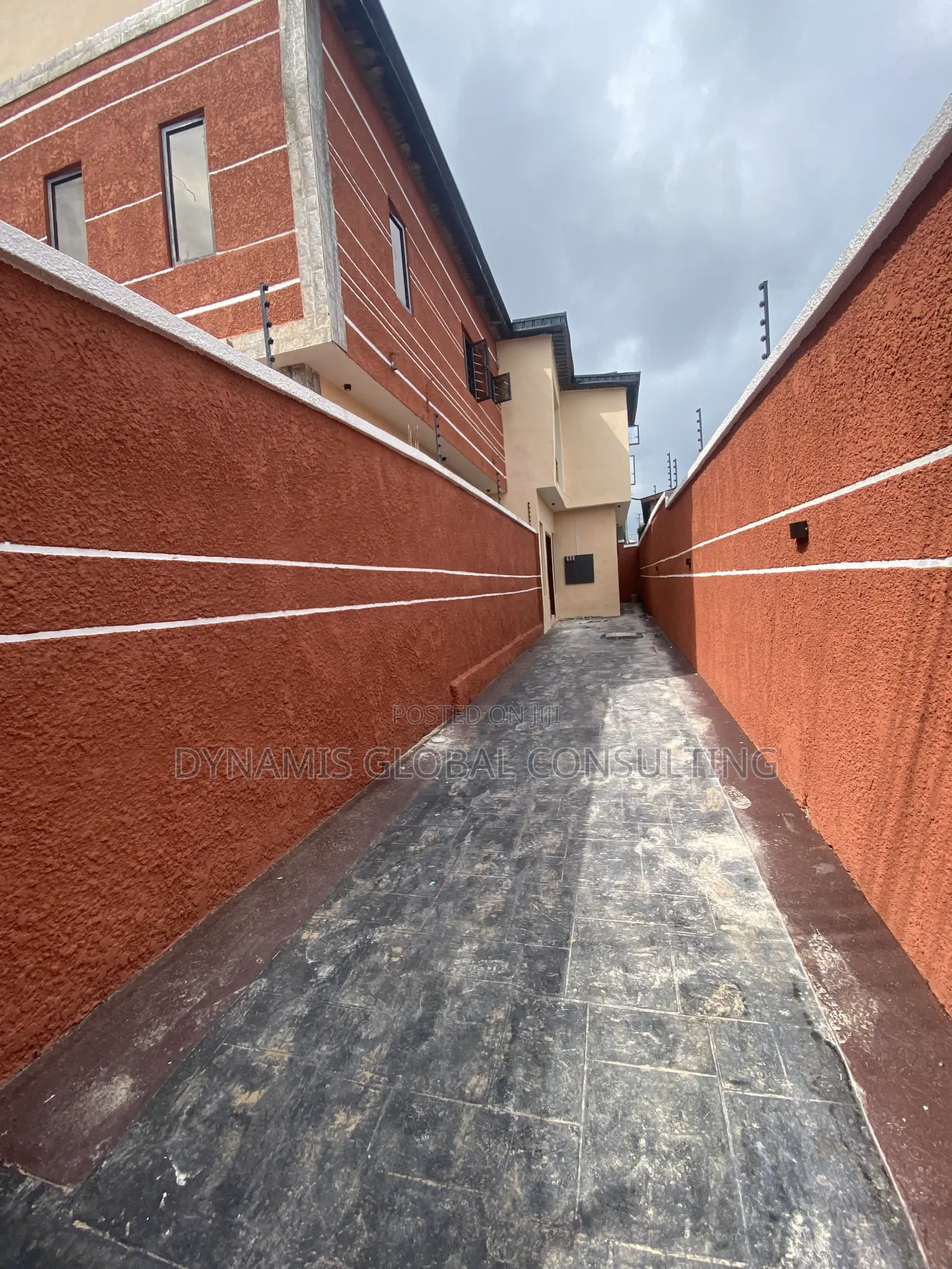 Furnished 4bdrm Duplex in Omole Phase 2 for sale in Omole Phase 2