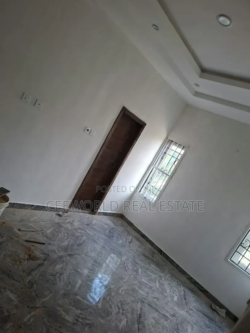 3bdrm Apartment in Progressive Estate, Akala Express for rent in Akala Express
