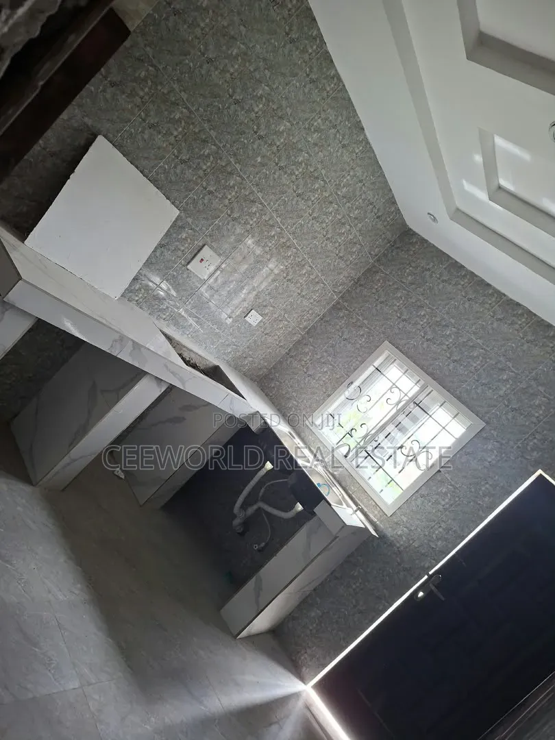 3bdrm Apartment in Progressive Estate, Akala Express for rent in Akala Express