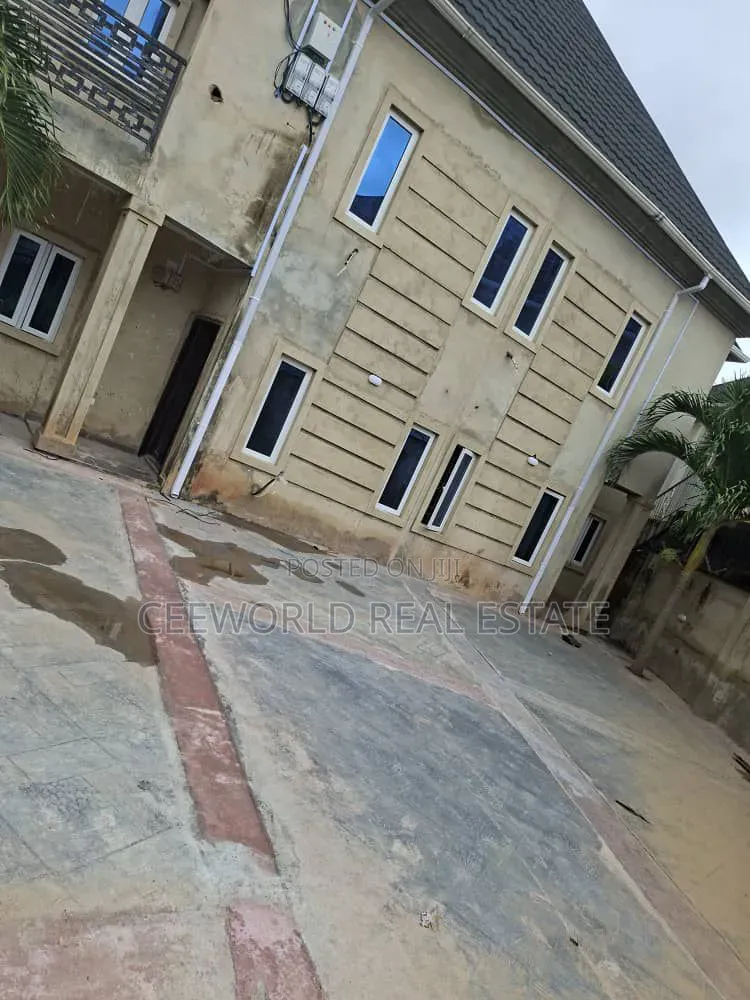 3bdrm Apartment in Progressive Estate, Akala Express for rent in Akala Express