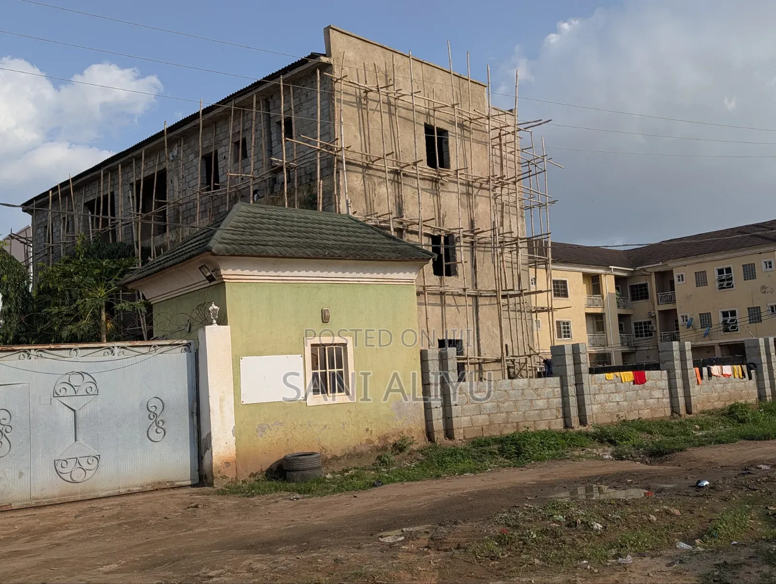 3bdrm Block of Flats in Apartment 250, Life Camp for sale in Life Camp