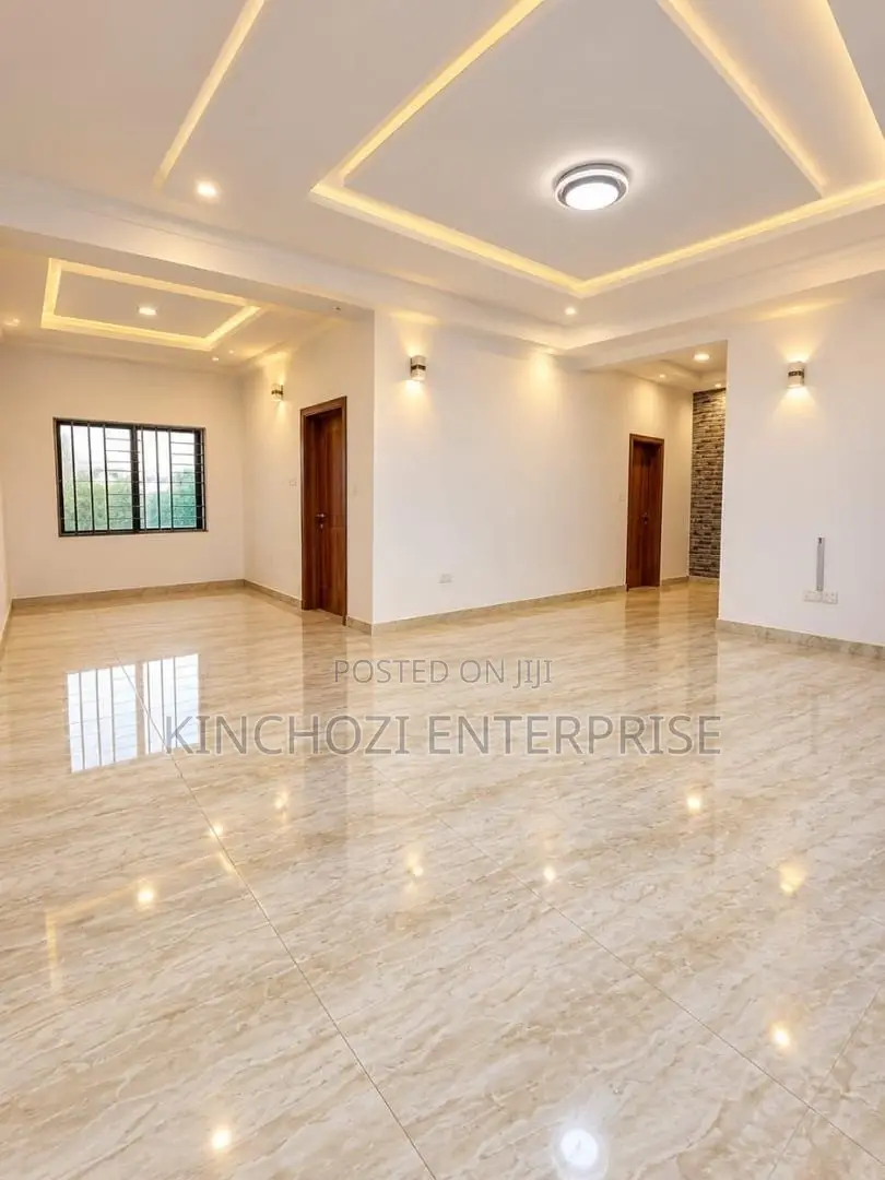 2bdrm Apartment in Lekki Enclave Estate, Ikate for rent in Ikate