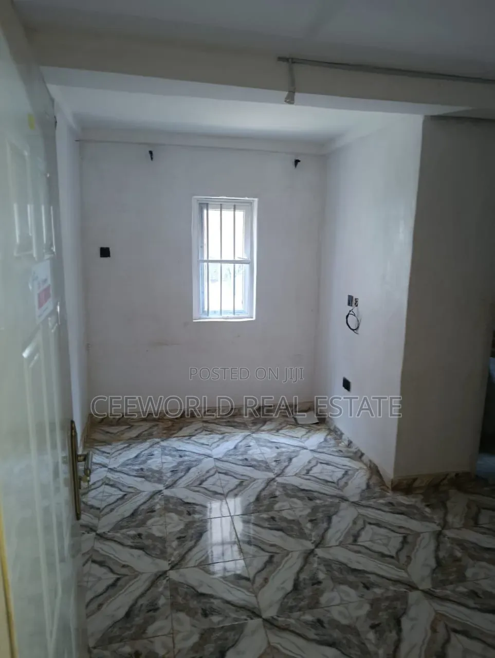 1bdrm Apartment in Oke Itunu Mokola, Adamasingba for rent in Adamasingba