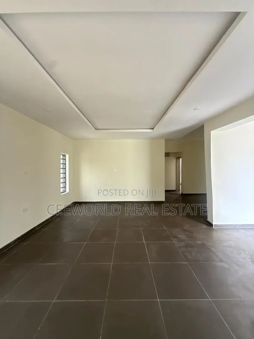 5bdrm Duplex in Kolapo Ishola Gra, Akobo for sale in Akobo