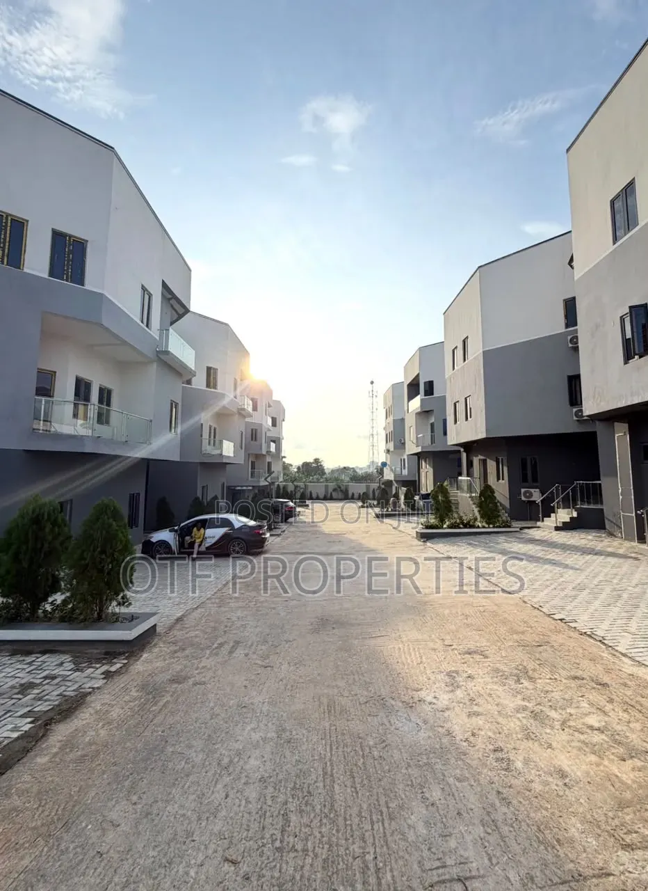 4bdrm Maisonette in Wuye for rent in Wuye