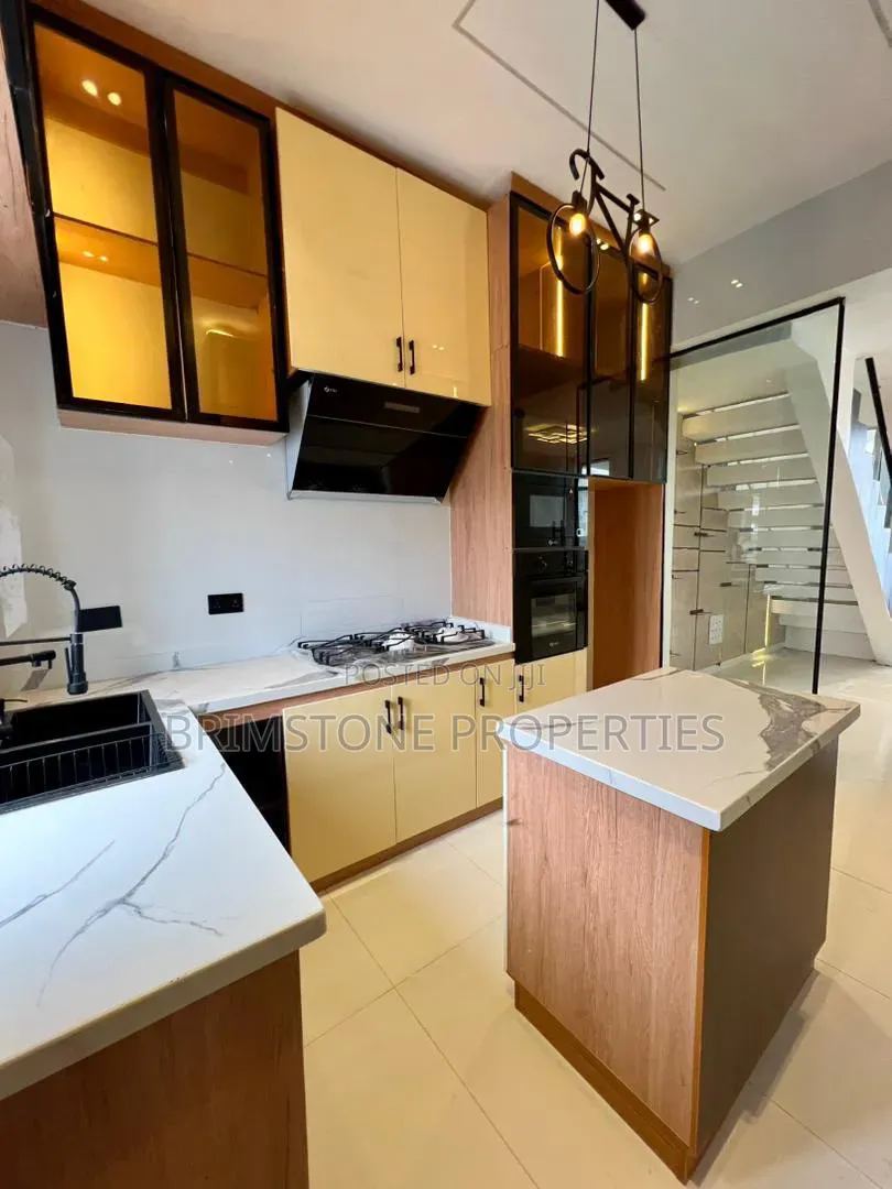 Furnished 4bdrm Duplex in Ikota for sale in Ikota