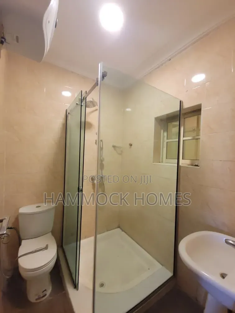 5bdrm Duplex in Bera Estate, Akobo for rent in Akobo