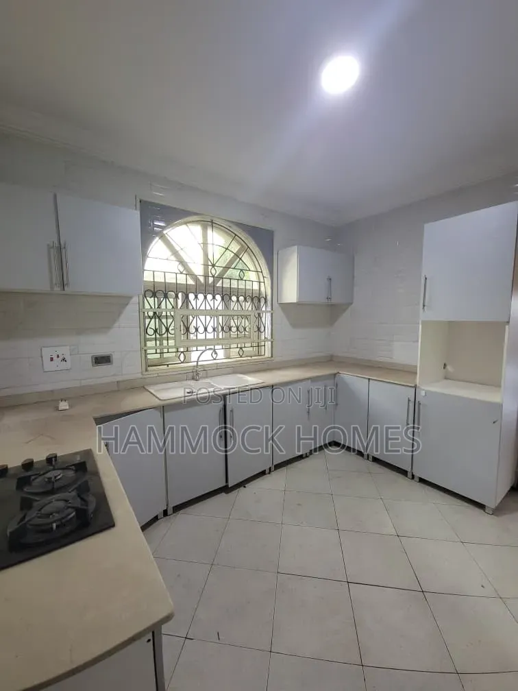 5bdrm Duplex in Bera Estate, Akobo for rent in Akobo