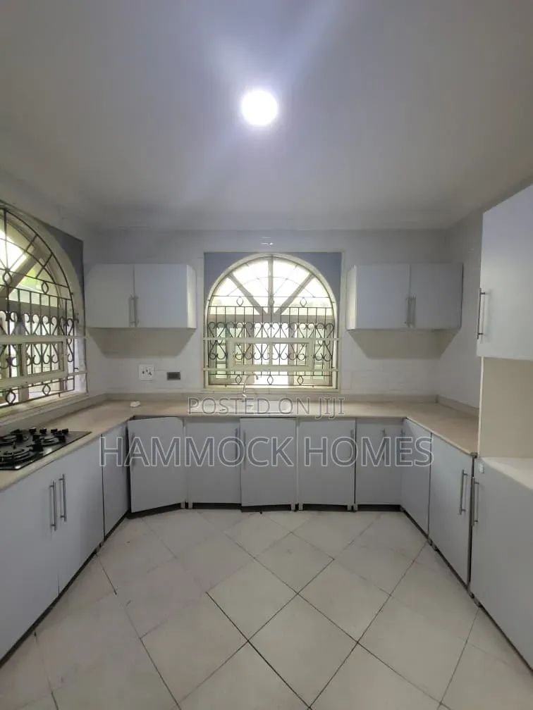 5bdrm Duplex in Bera Estate, Akobo for rent in Akobo