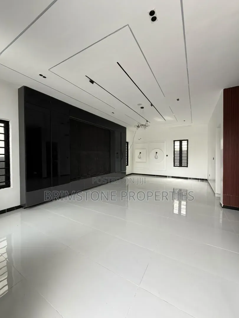 Furnished 4bdrm Duplex in VGC / Ajah for sale in VGC / Ajah