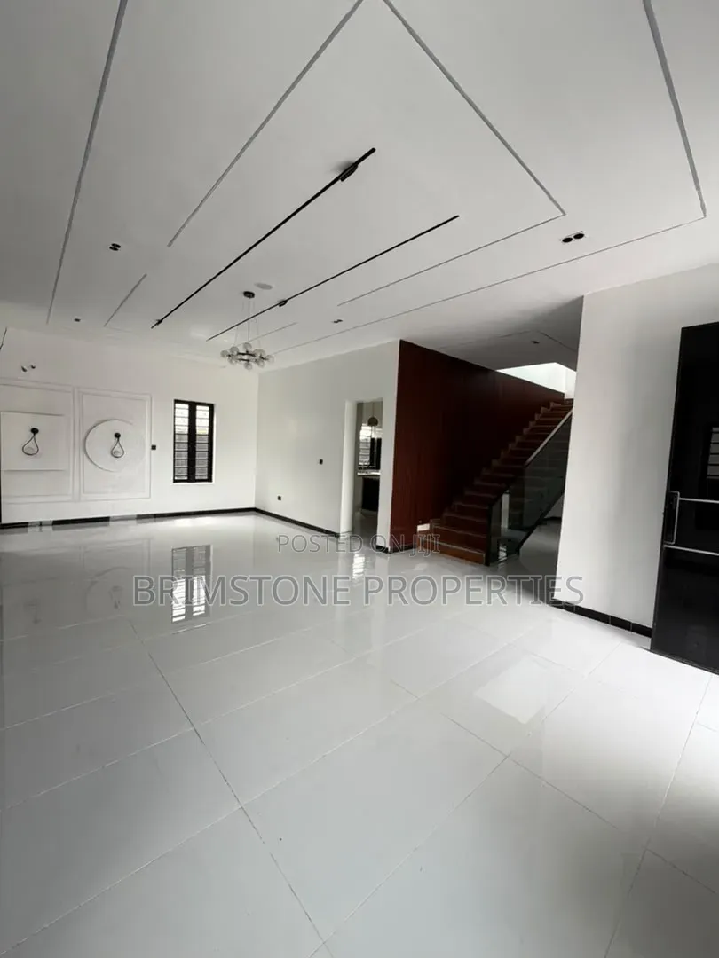 Furnished 4bdrm Duplex in VGC / Ajah for sale in VGC / Ajah