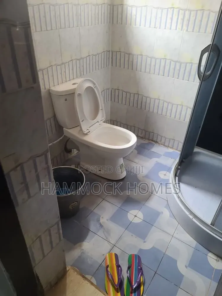 Furnished 3bdrm Bungalow in Adron Estate, Egbeda / Egbeda for sale in Egbeda / Egbeda