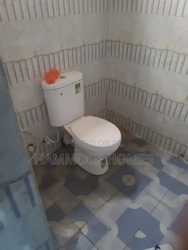 Furnished 3bdrm Bungalow in Adron Estate, Egbeda / Egbeda for sale in Egbeda / Egbeda