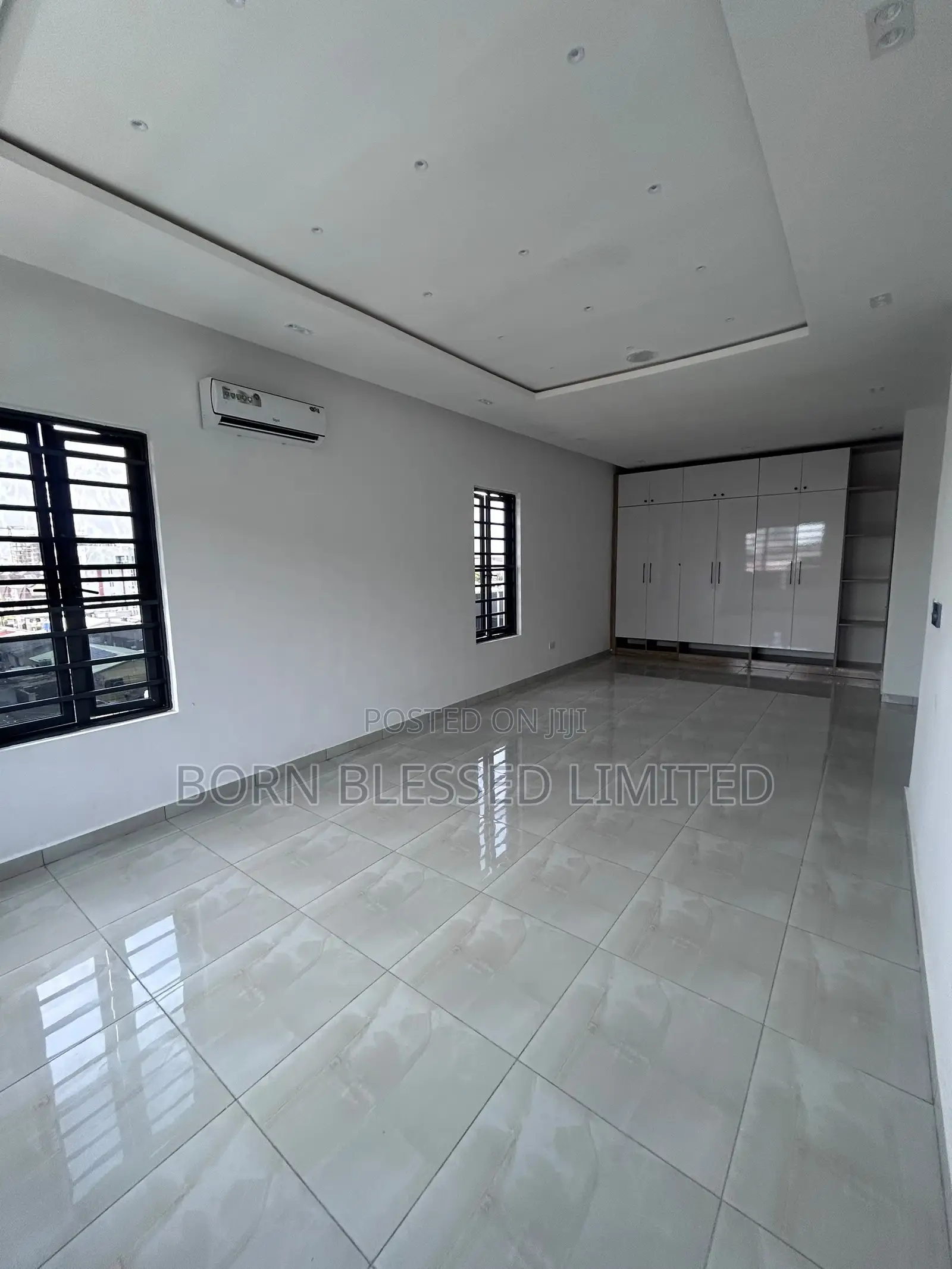 3bdrm Block of Flats in Victoria Island for rent in Victoria Island