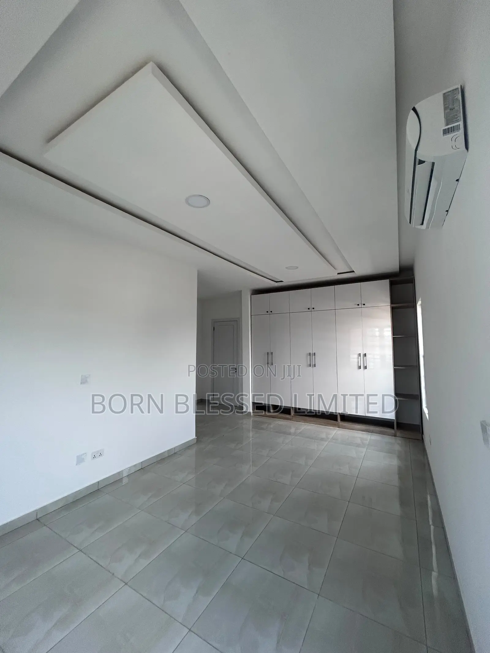 3bdrm Block of Flats in Victoria Island for rent in Victoria Island