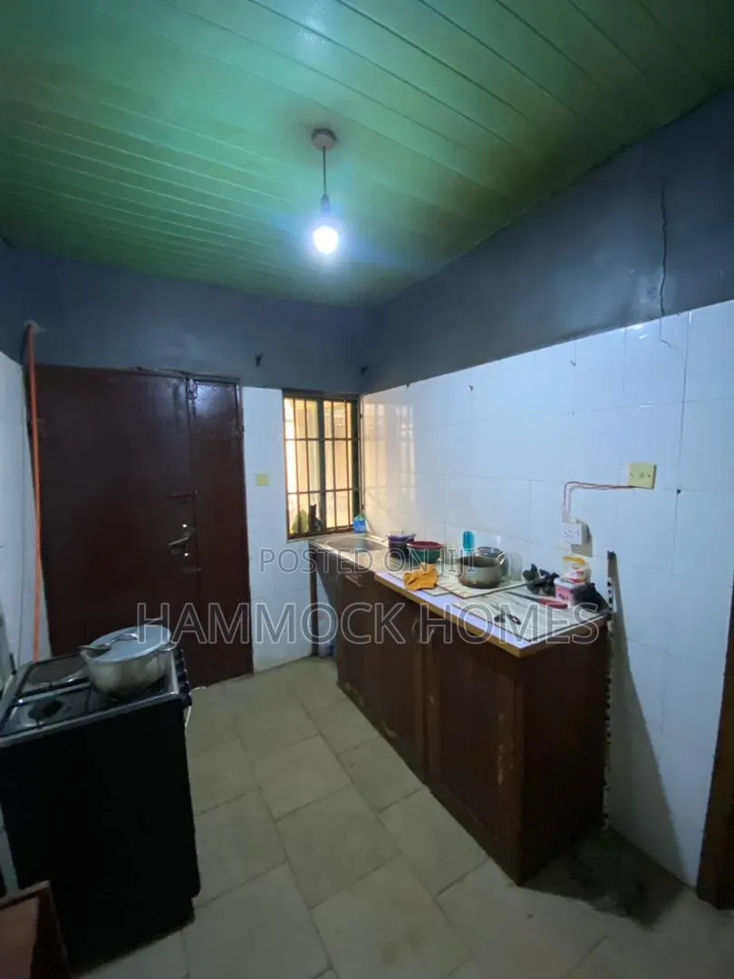 3bdrm Bungalow in Unity Estate, Akobo for sale in Akobo