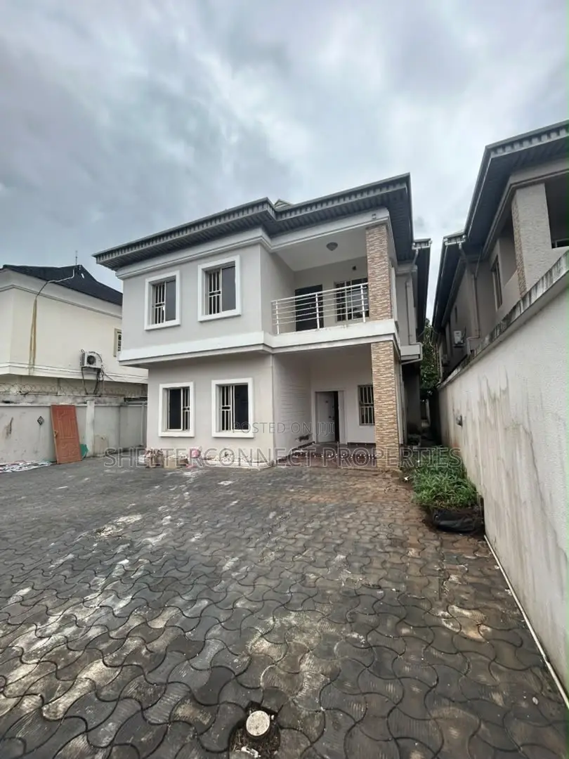5bdrm Duplex in Lekki Phase 1 for rent in Lekki Phase 1