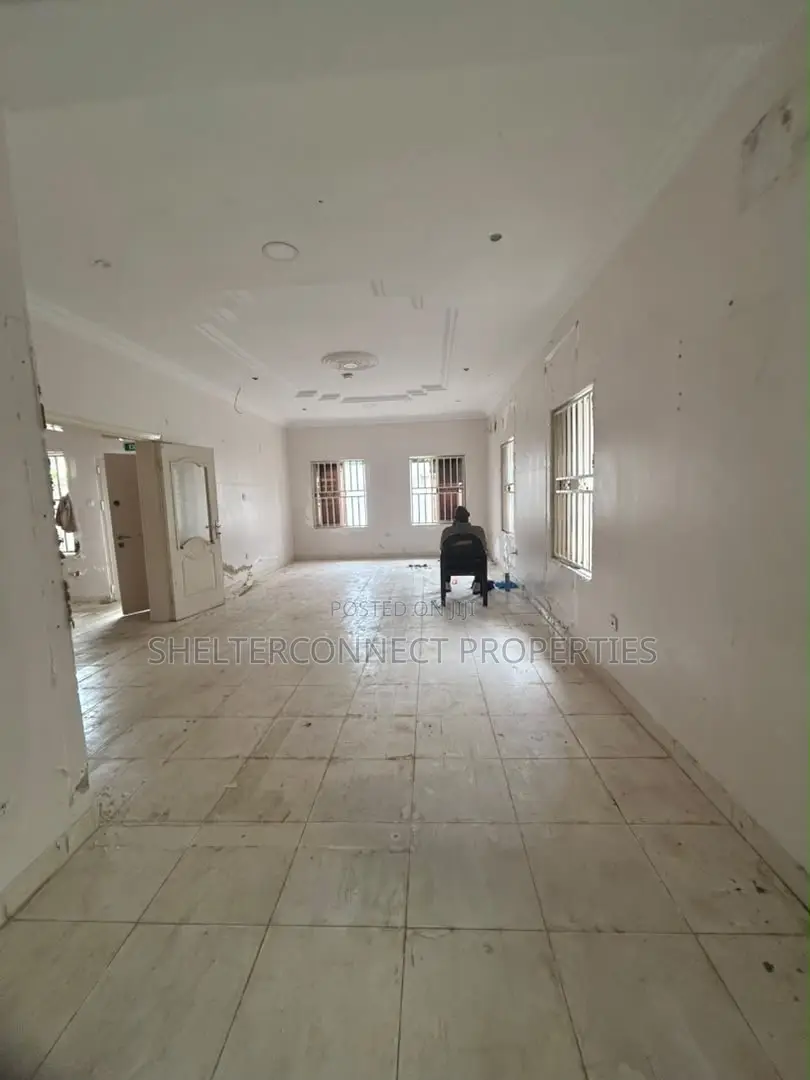 5bdrm Duplex in Lekki Phase 1 for rent in Lekki Phase 1