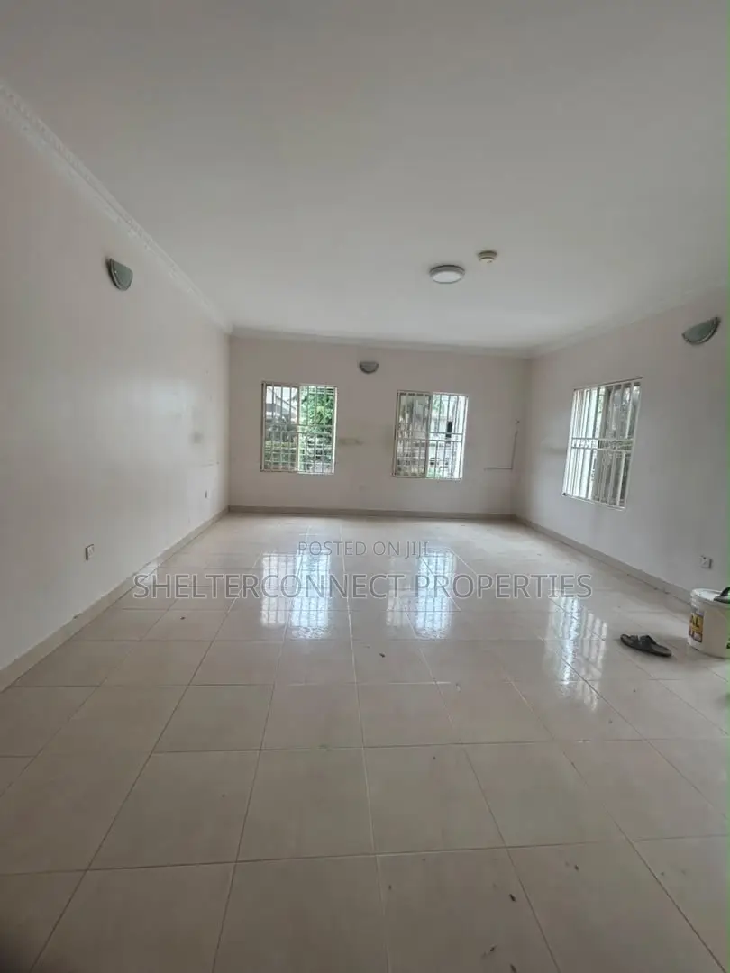 5bdrm Duplex in Lekki Phase 1 for rent in Lekki Phase 1