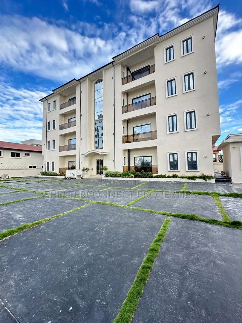3bdrm Apartment in Lekki Phase 1 for rent in Lekki Phase 1