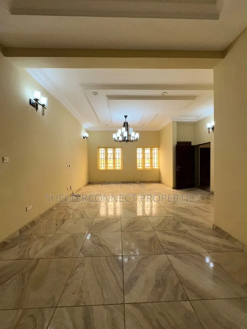 3bdrm Apartment in Lekki Phase 1 for rent in Lekki Phase 1