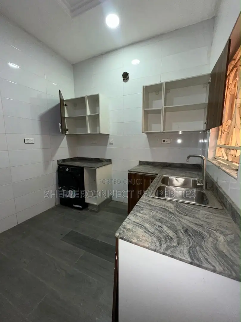 3bdrm Apartment in Lekki Phase 1 for rent in Lekki Phase 1