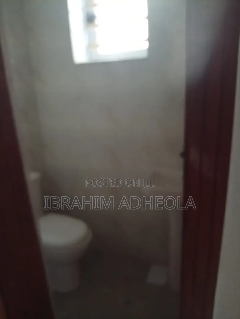 3bdrm Apartment in Iju for sale in Iju