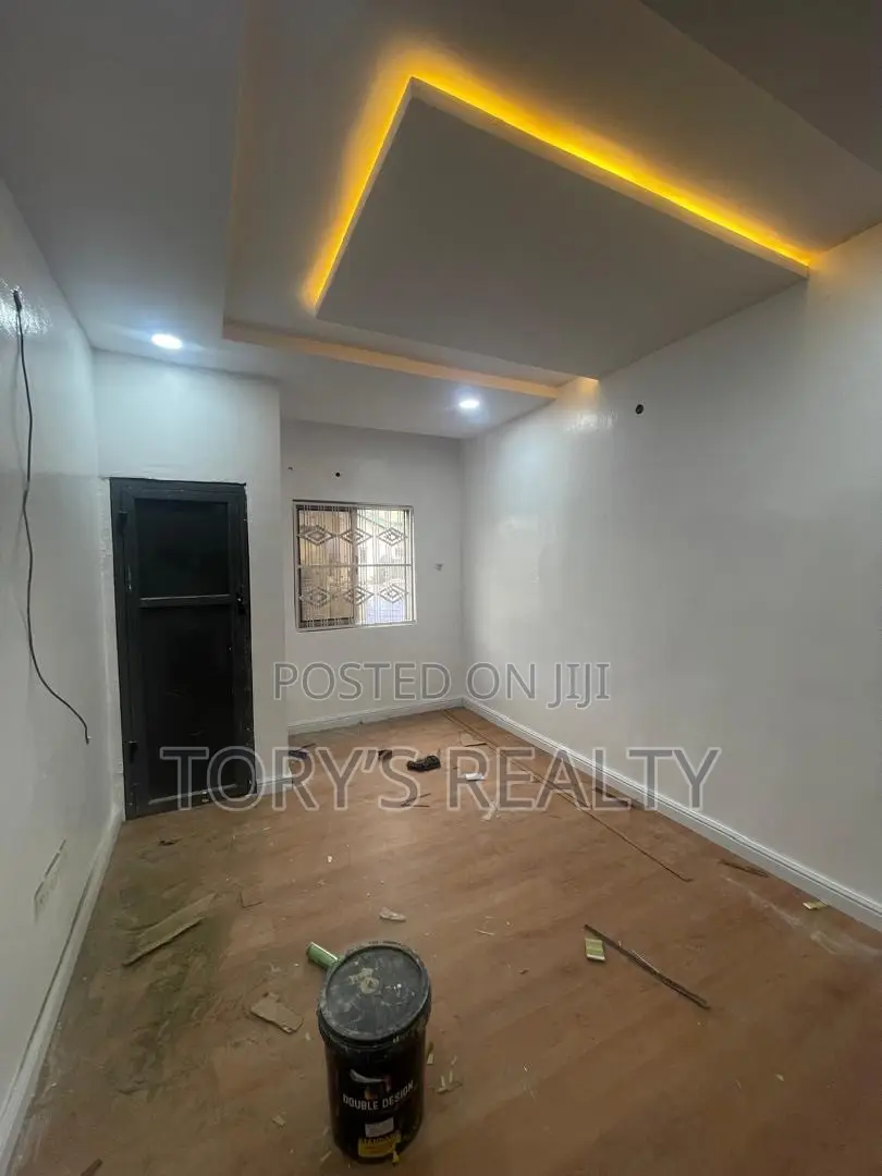 4bdrm Duplex in Lekki Phase 1 for rent in Lekki Phase 1