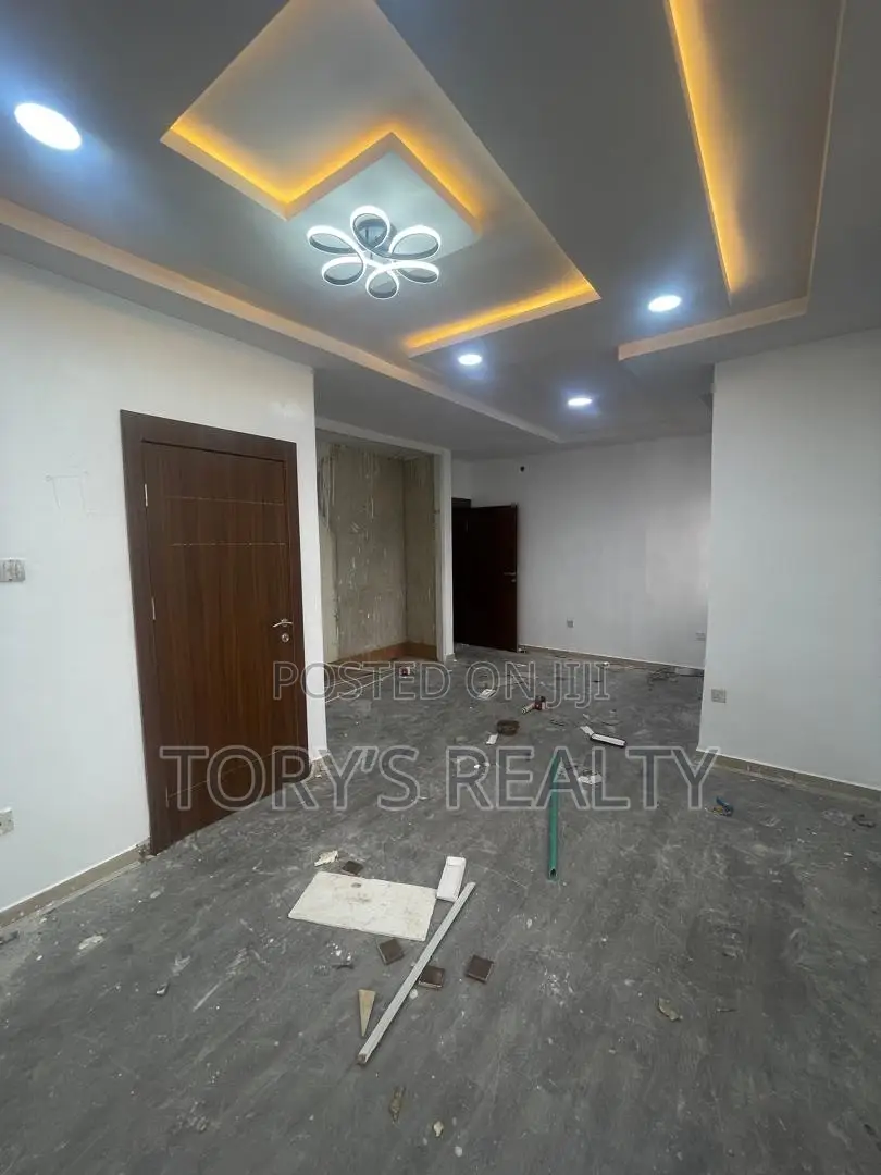 4bdrm Duplex in Lekki Phase 1 for rent in Lekki Phase 1