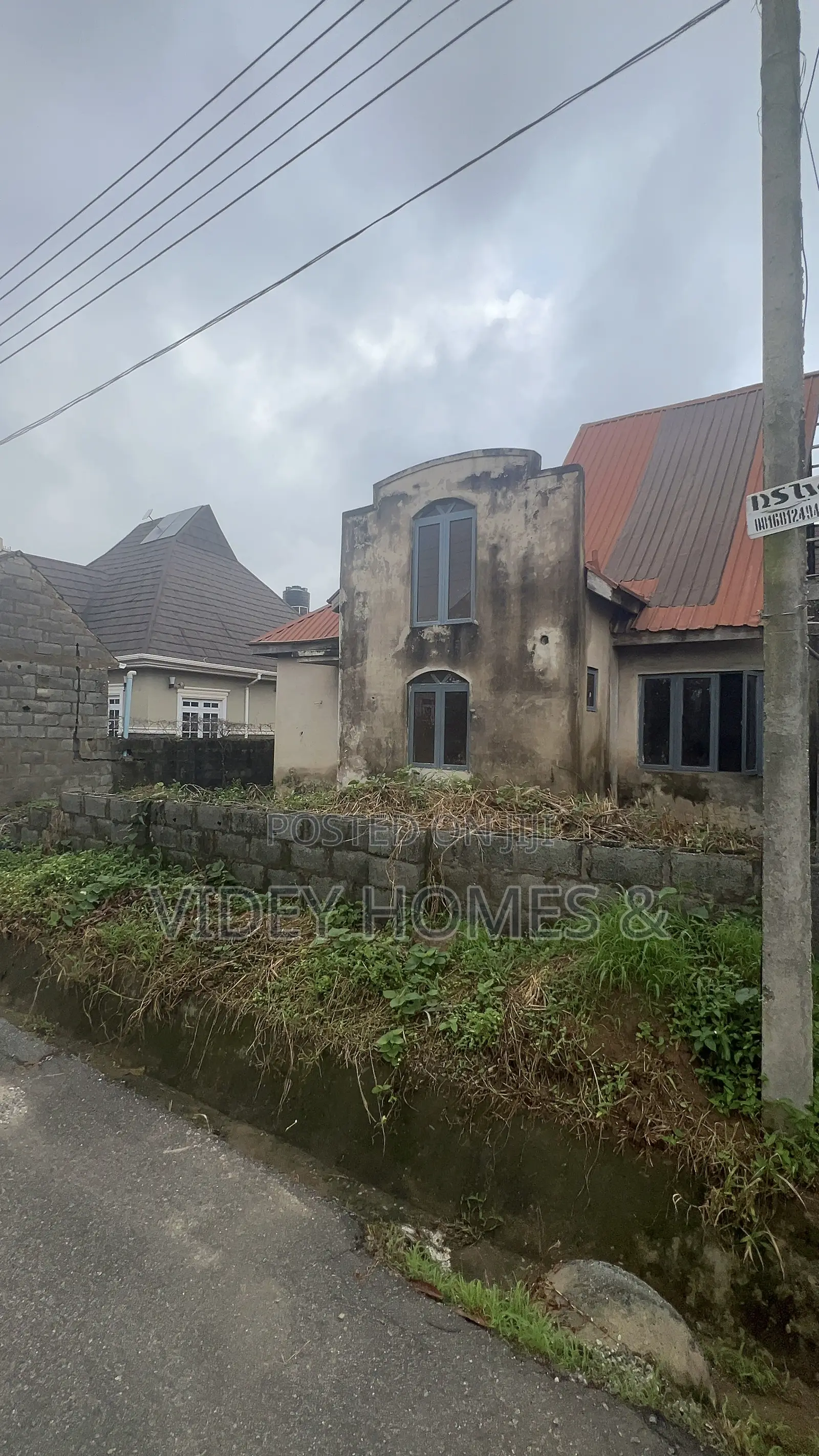 4bdrm Penthouse in Lavista Court Estate, Galadimawa for sale in Galadimawa