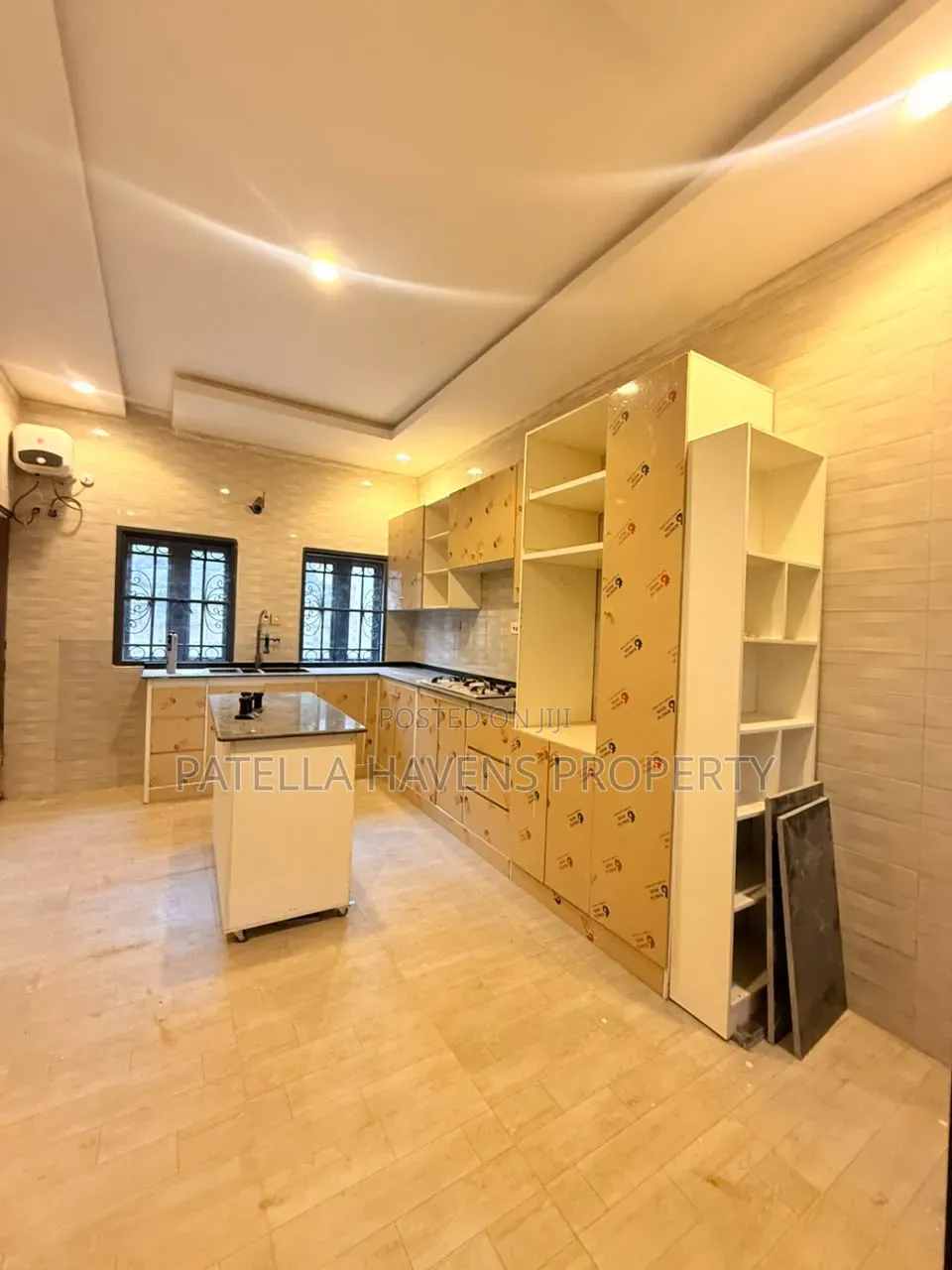 4bdrm Duplex in Life Camp for sale in Life Camp