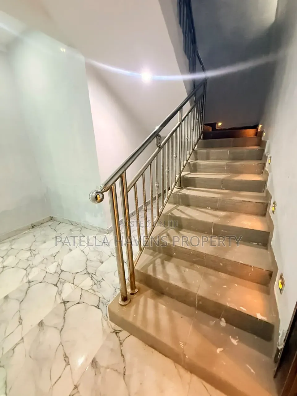 4bdrm Duplex in Life Camp for sale in Life Camp