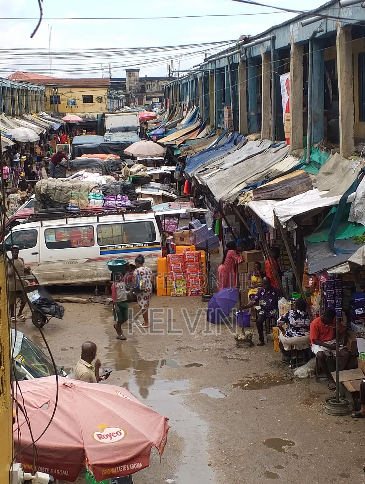 Shop Inside Eziukwu Market ( Cemetery Market)Aba in Aba North