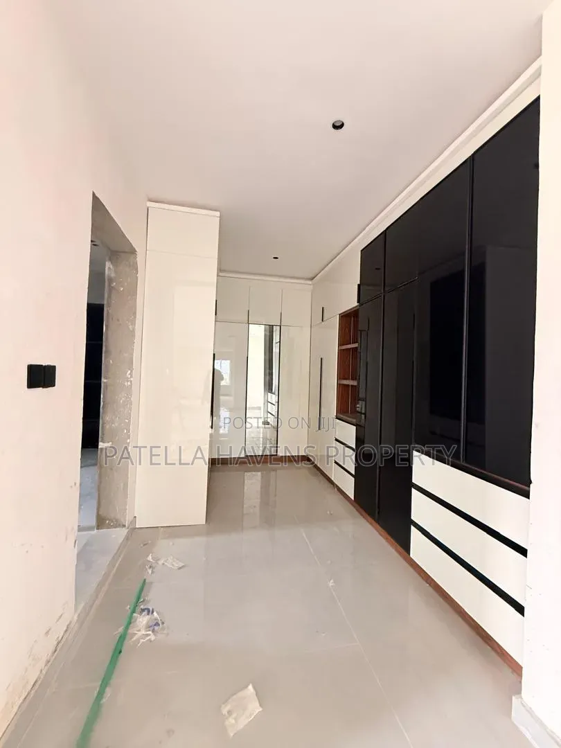 4bdrm Duplex in Kado for sale in Kado
