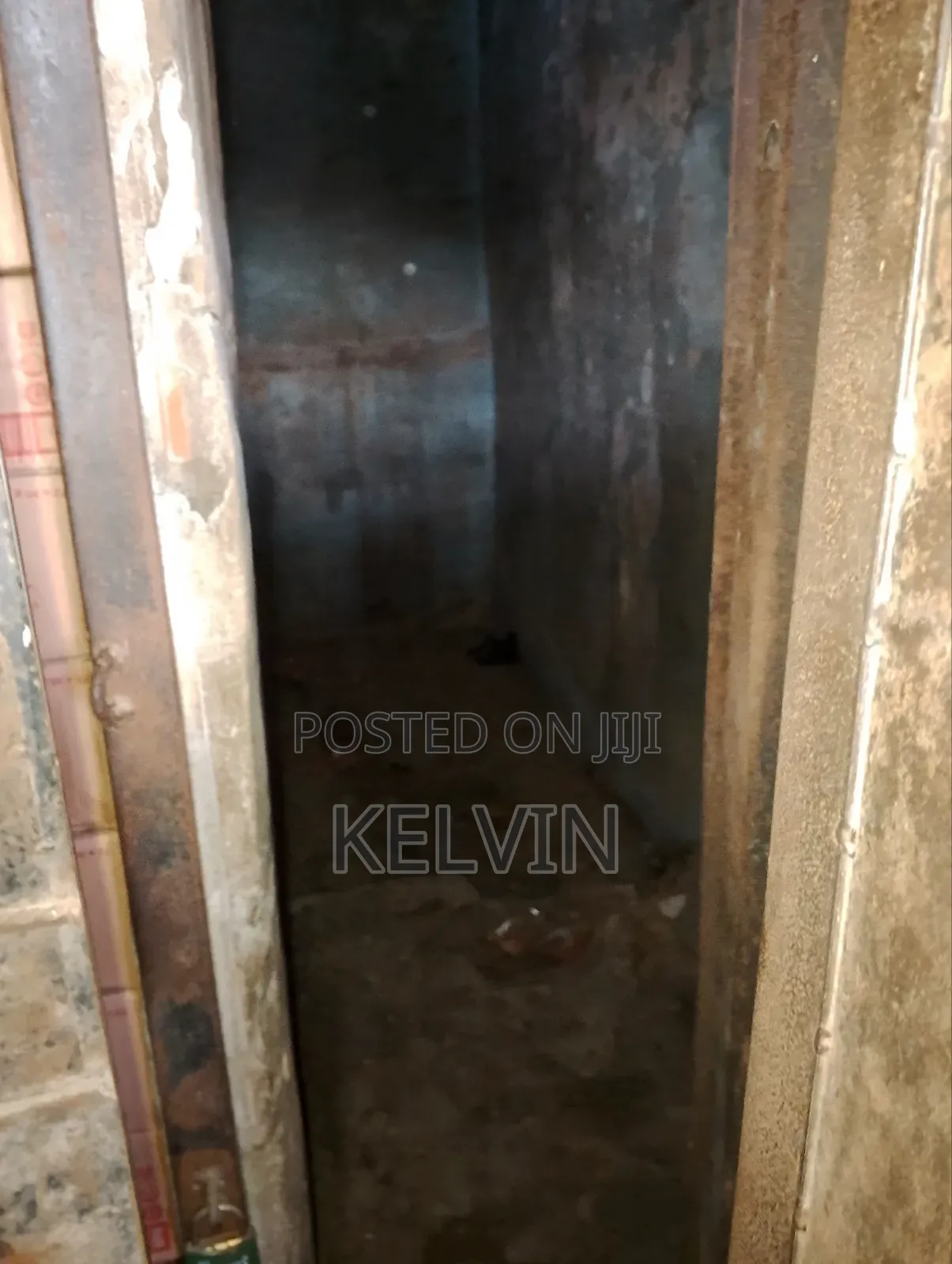 Shop Inside Eziukwu Market ( Cemetery Market)Aba in Aba North