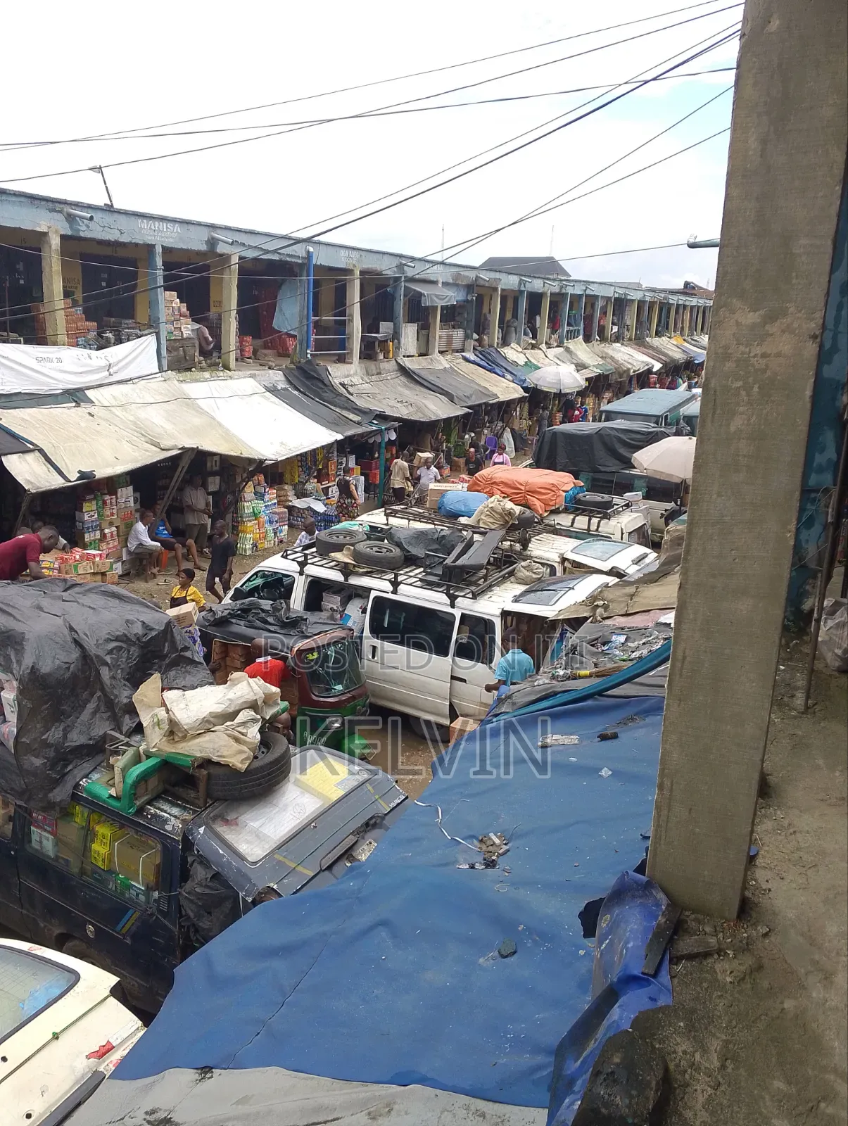 Shop Inside Eziukwu Market ( Cemetery Market)Aba in Aba North