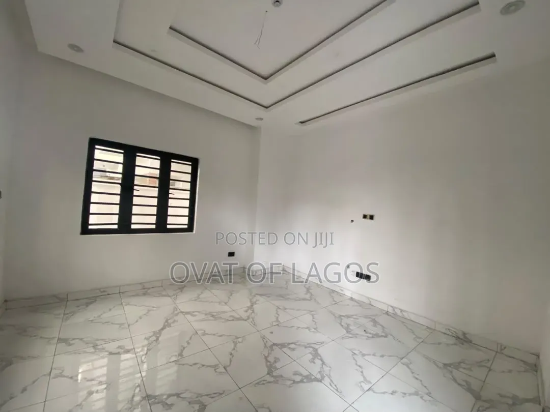 2bdrm Apartment in Chevron for sale in Chevron