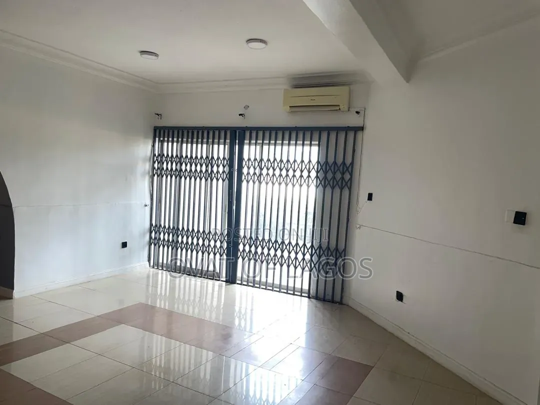 3bdrm Apartment in Parkview Estate for rent in Parkview Estate