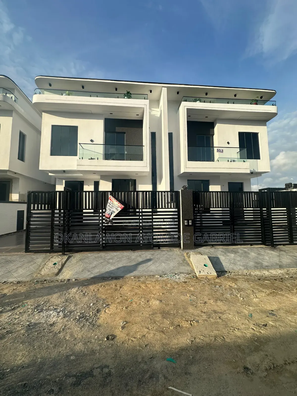 4bdrm Duplex in Lekki Palmcity for sale in Off Lekki-Epe Expressway