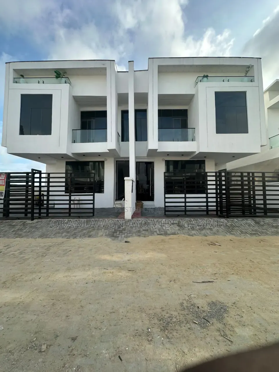 4bdrm Duplex in Lekki Palmcity for sale in Off Lekki-Epe Expressway