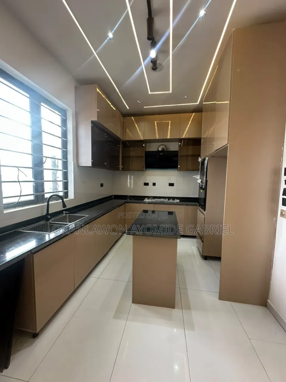 4bdrm Duplex in Lekki Palmcity for sale in Off Lekki-Epe Expressway