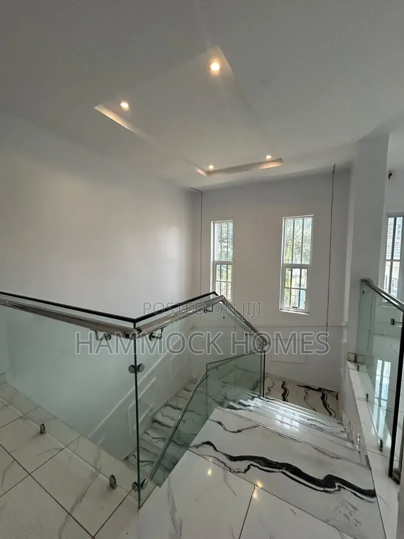 4bdrm Duplex in Carlton Gate Estate,, Akobo for rent in Akobo