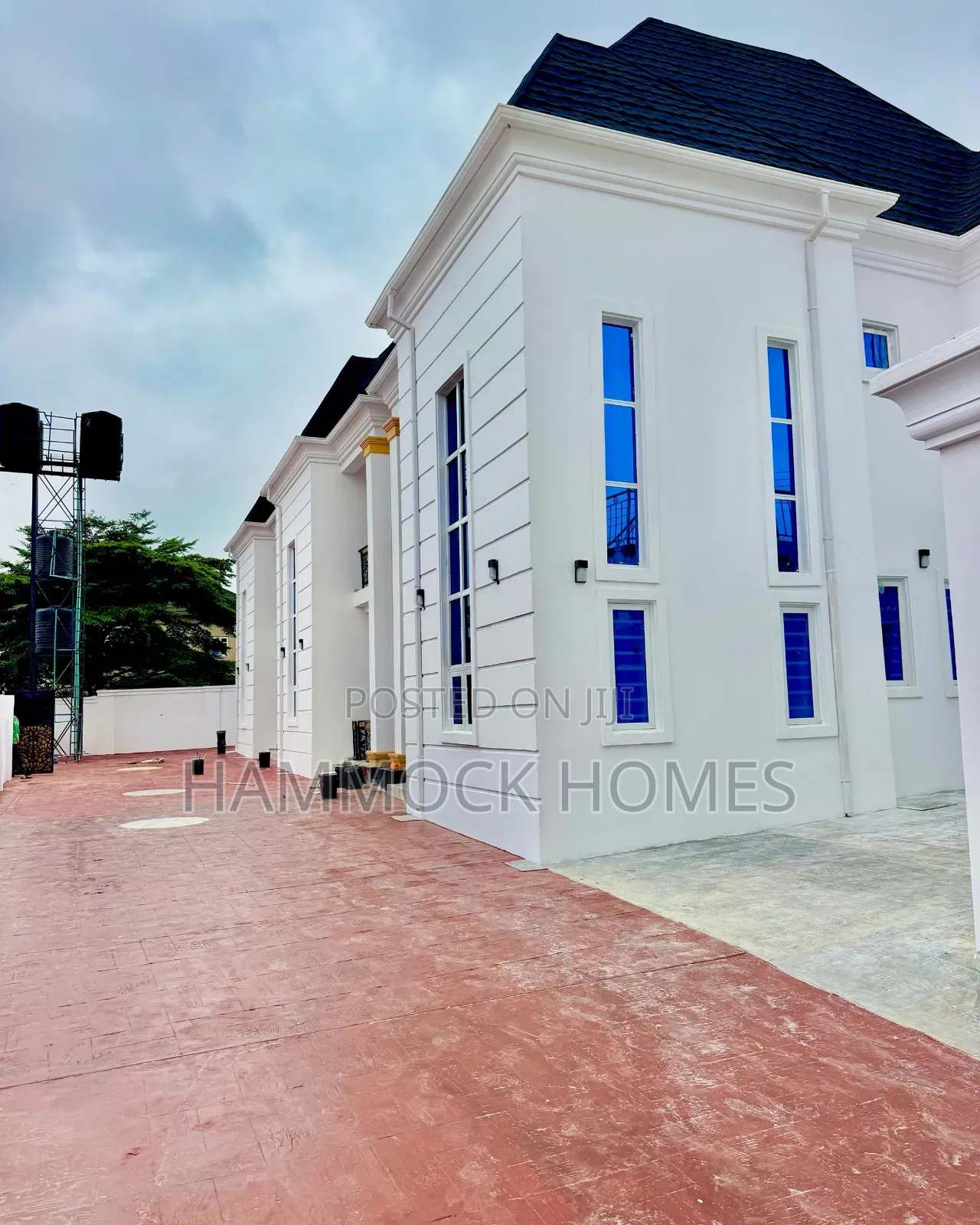 3bdrm Duplex in Kolapo Ishola Gra, Akobo for rent in Akobo